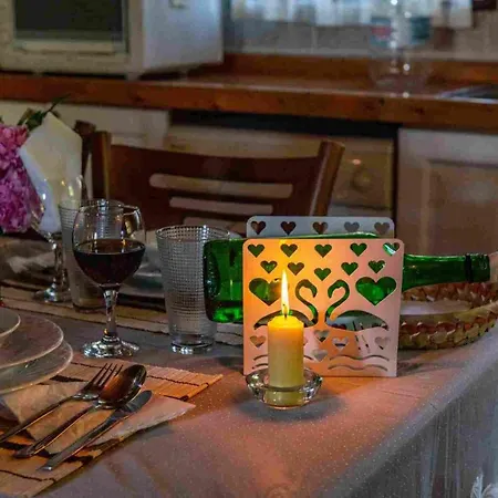 Βίλα 5 Star With 2 Bedrooms, 1027