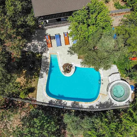 5 Star With 2 Bedrooms, 1027 Villa
