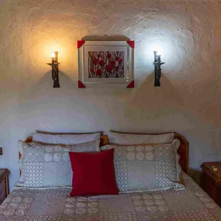 5 Star With 2 Bedrooms, 1027 *